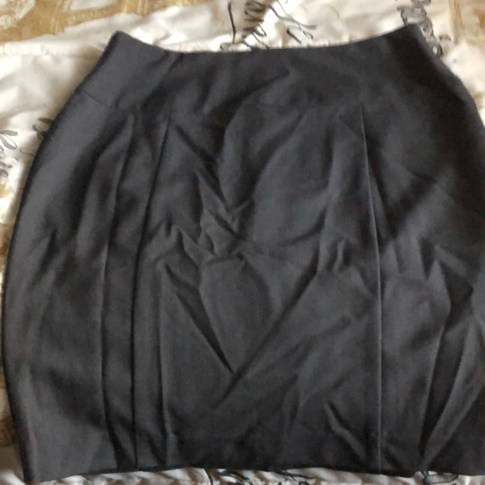 Grey skirt